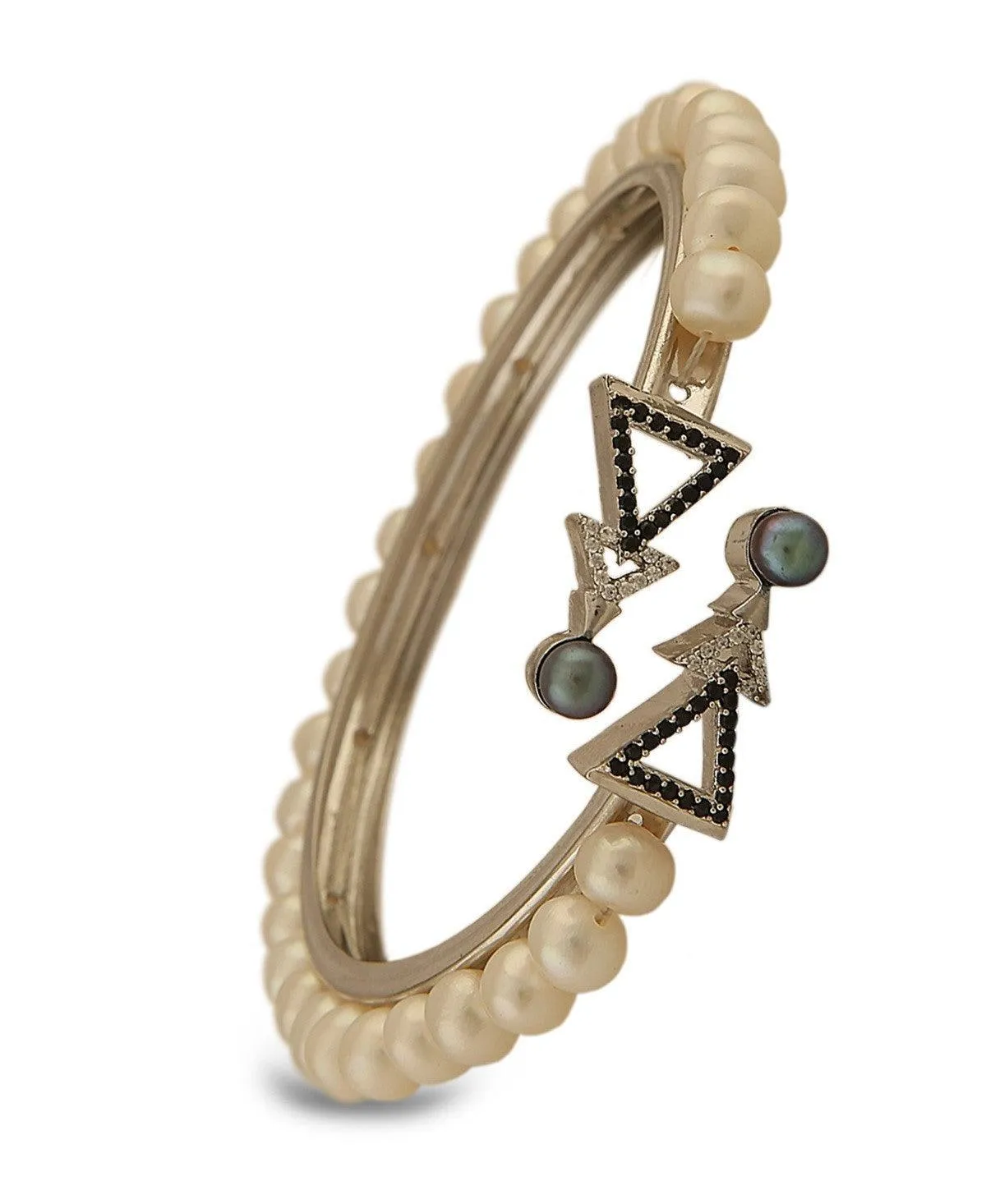 Elegant and classy Pearl Bangle