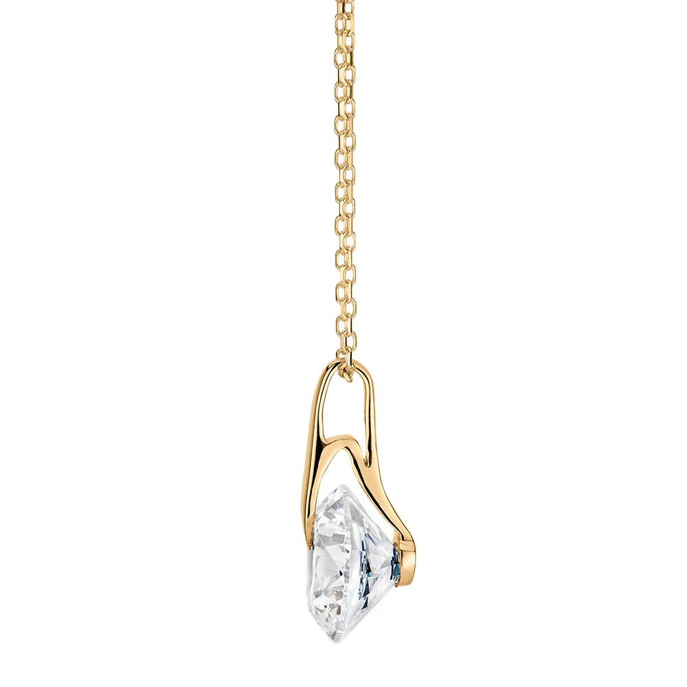 Fancy pendant with 2.04 carat* diamond simulant in 10 carat yellow gold