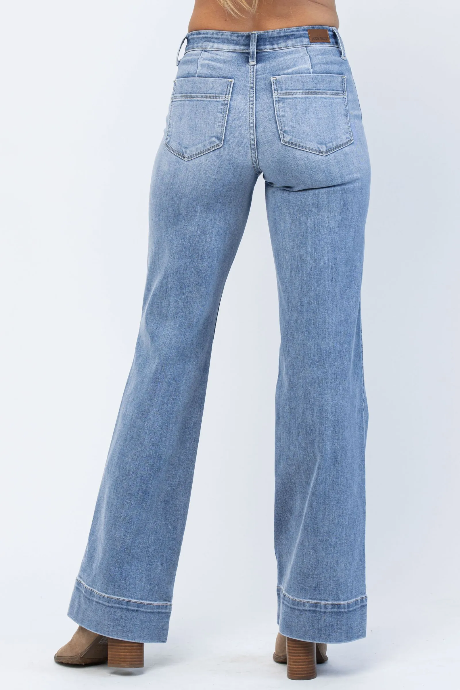 Judy Blue Plus Size Mid Rise Classic Wide Leg Jeans