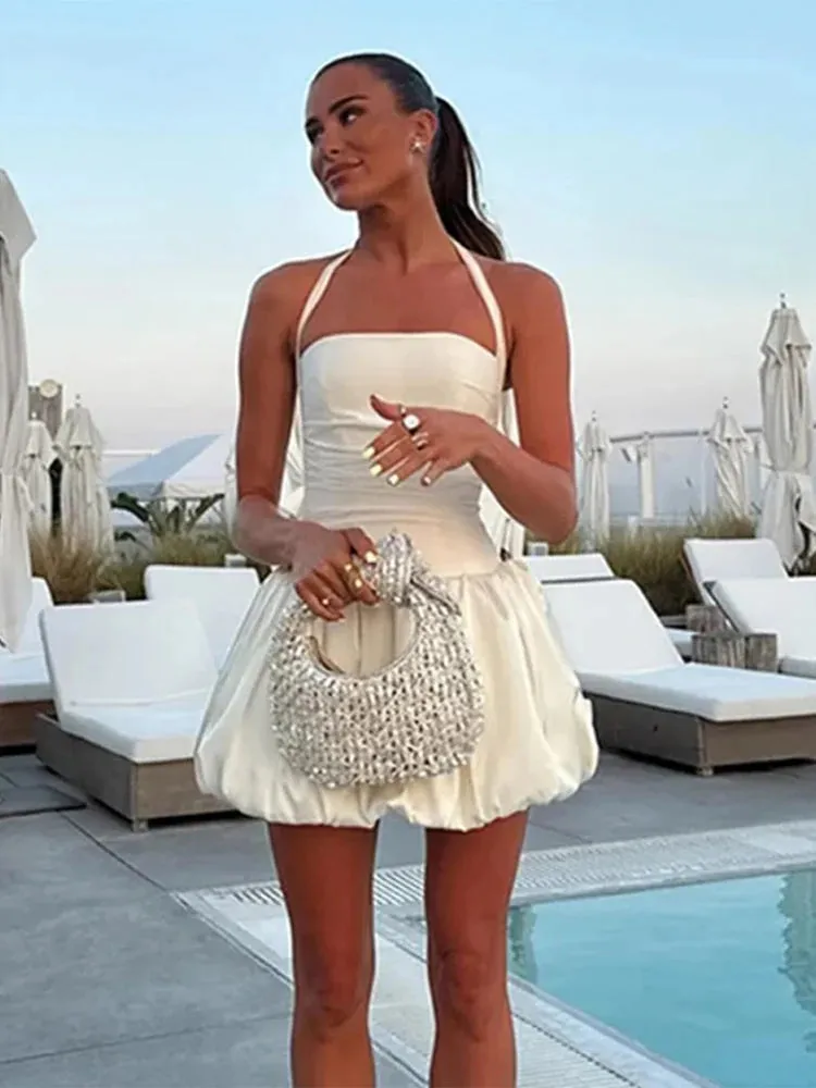 Marilyn - Flattering mini dress