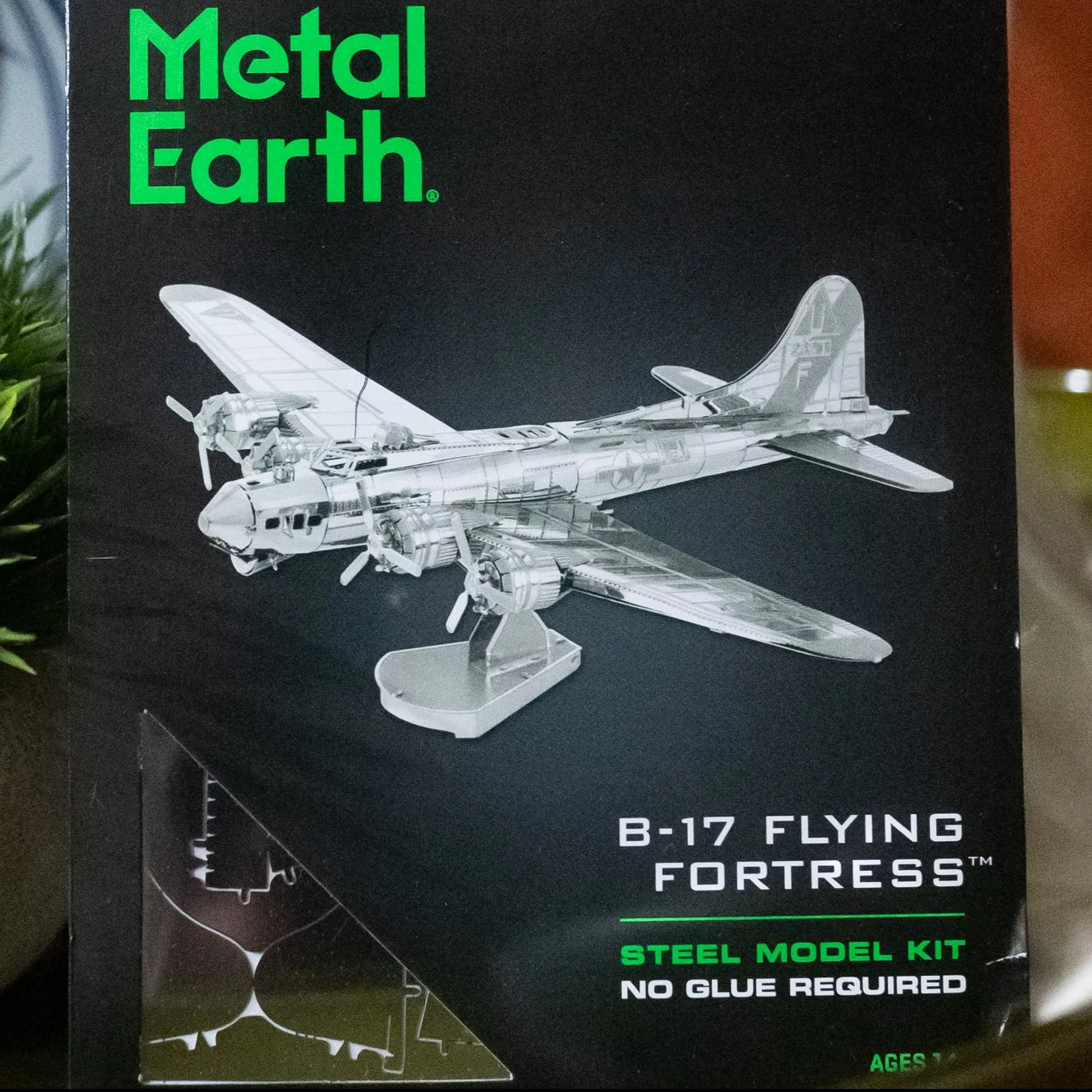 Model Kit B-17 Flying Fortress