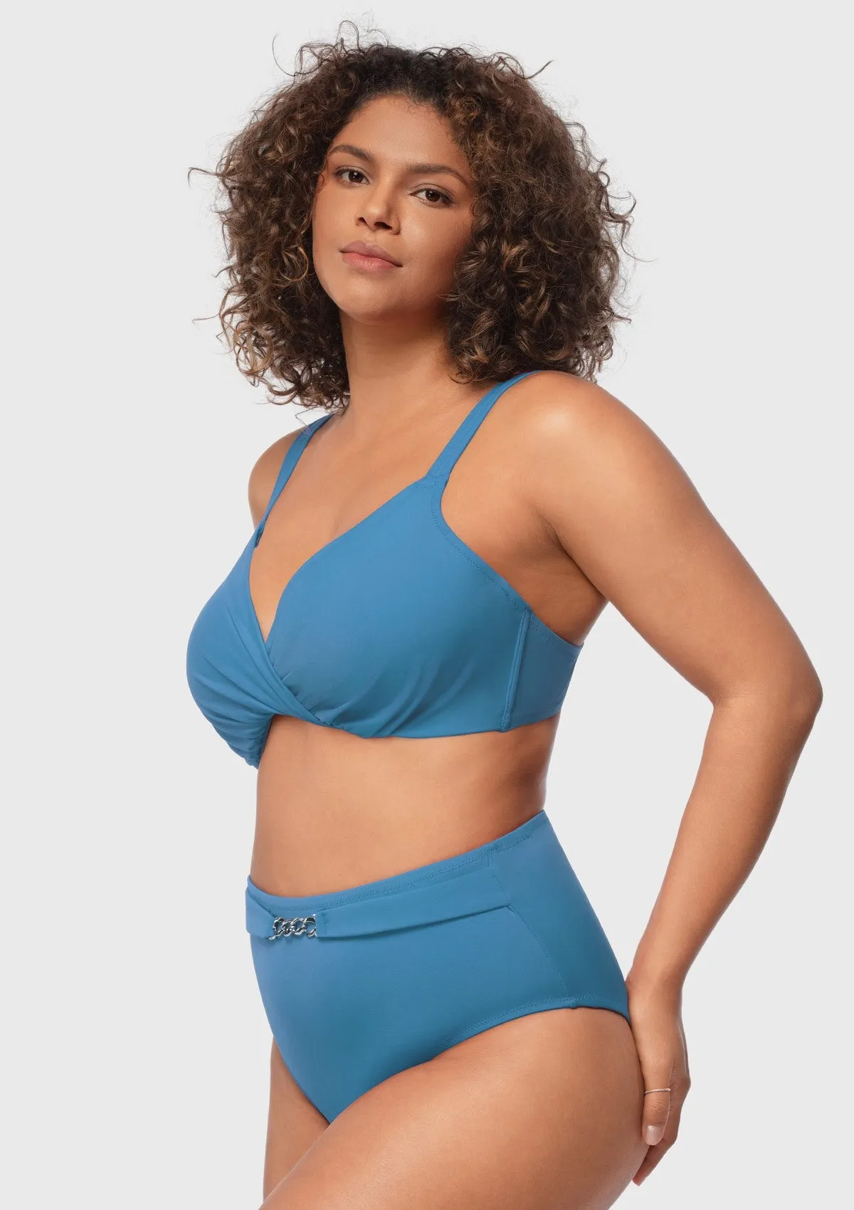 Momship Ruched Crisscross Front Underwire Swim Bikini Set