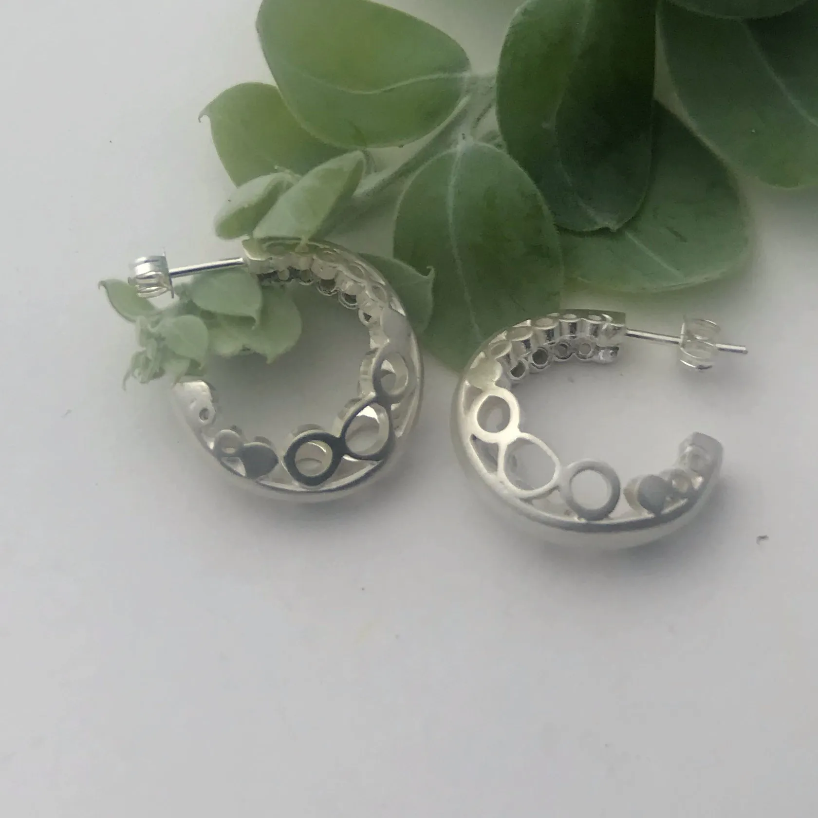 Ring around hoops
