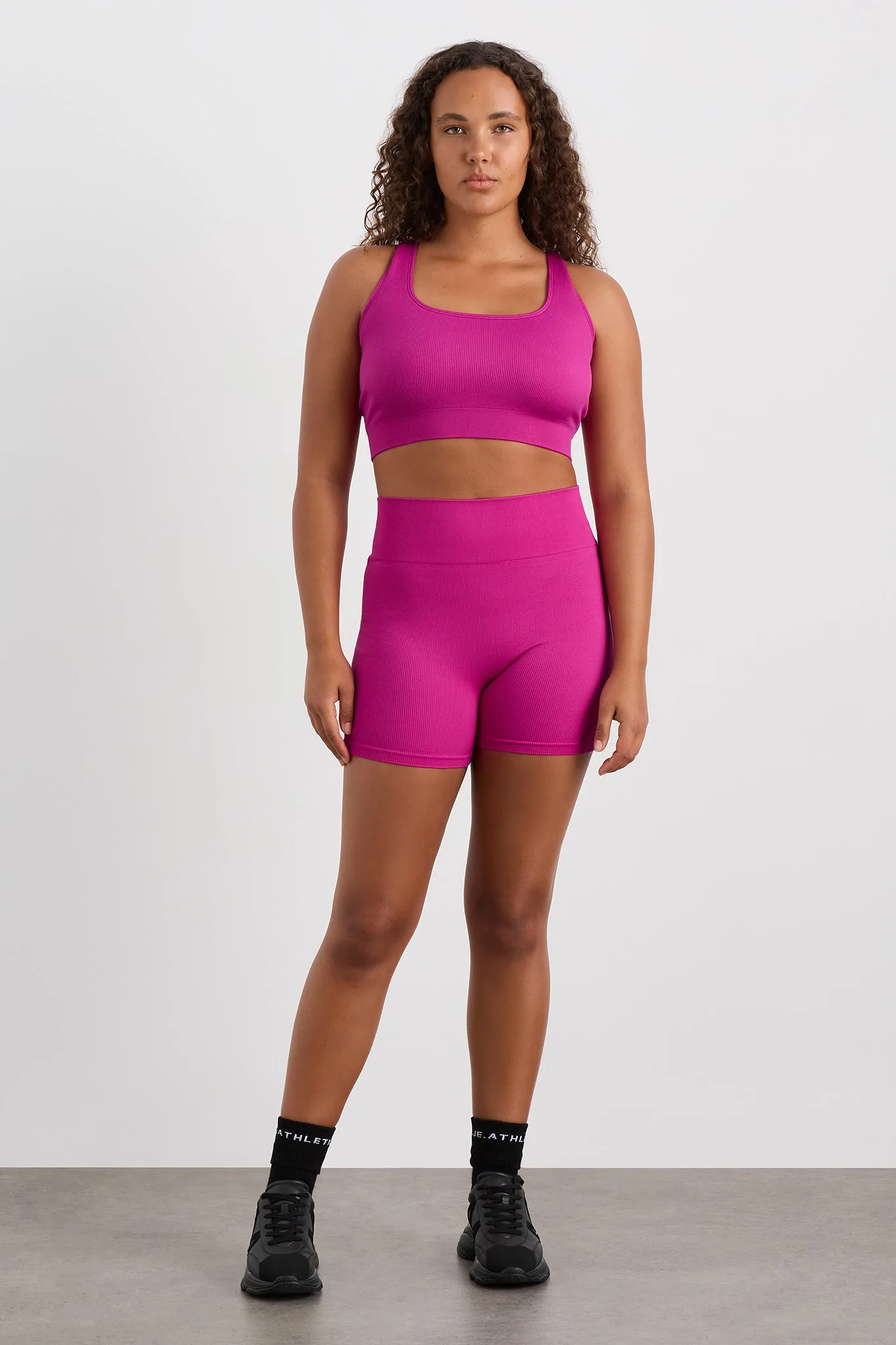Seamless Crop 331