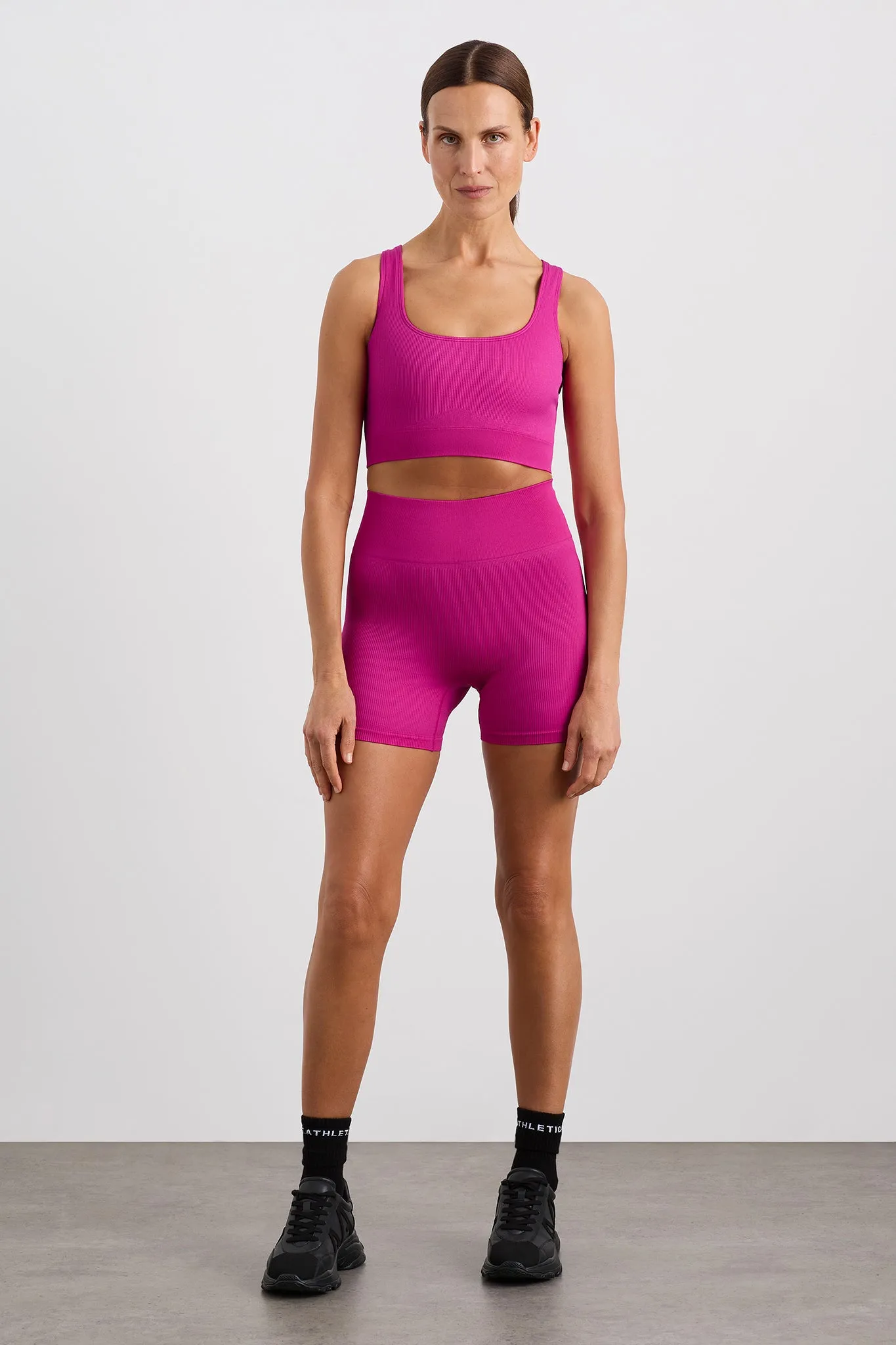 Seamless Crop 331