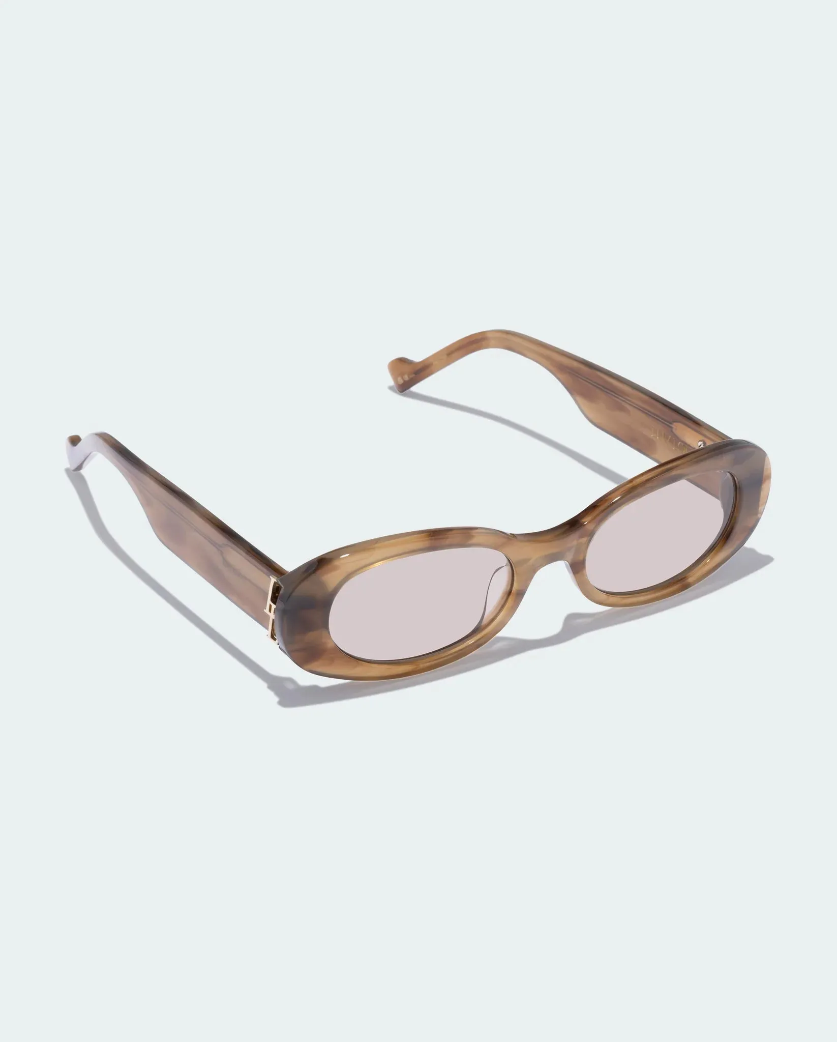 The Ellidy - Hazelnut